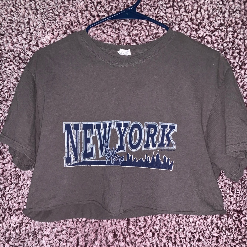 Cropped New York tee